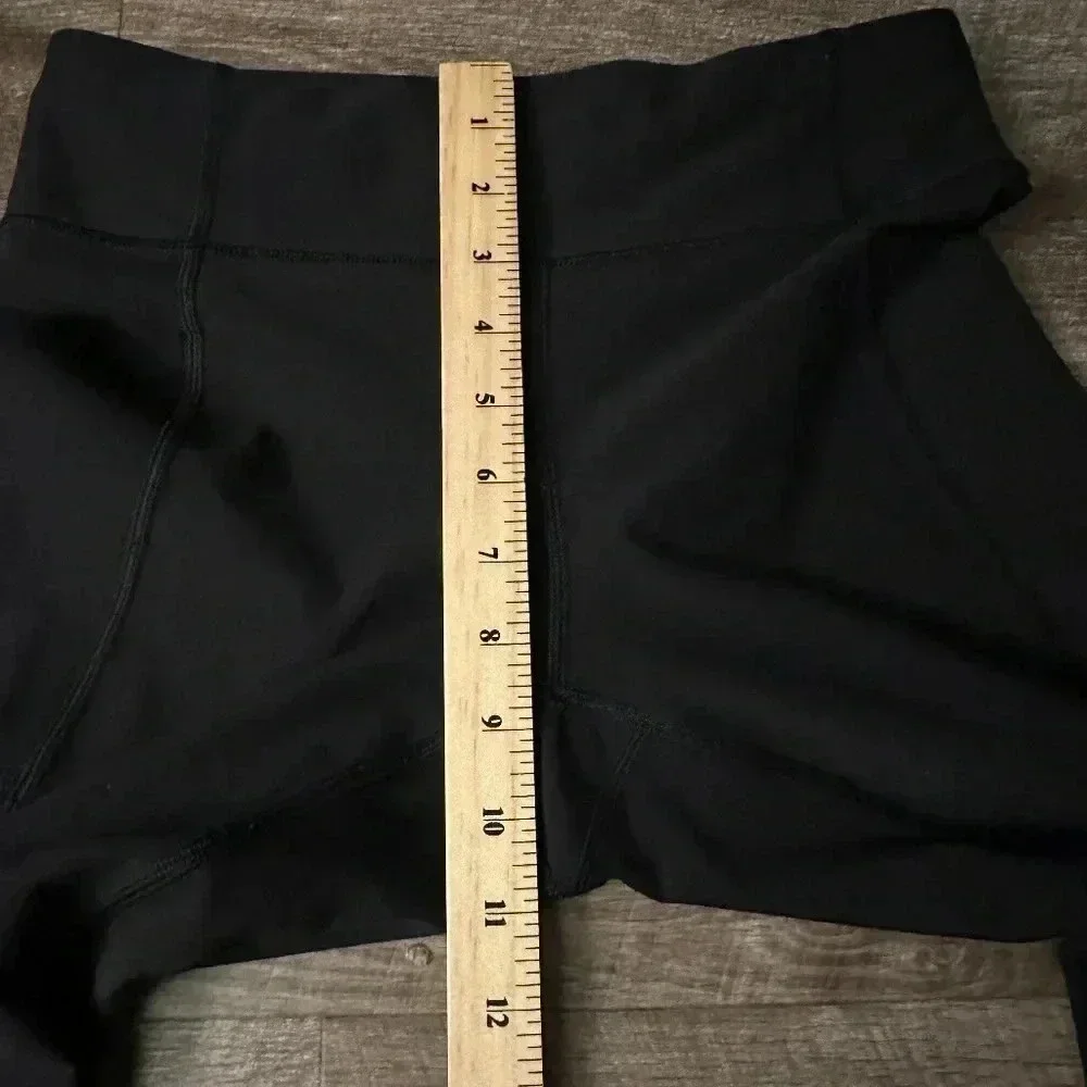 Lululemon cropped reflector leggings size 6
